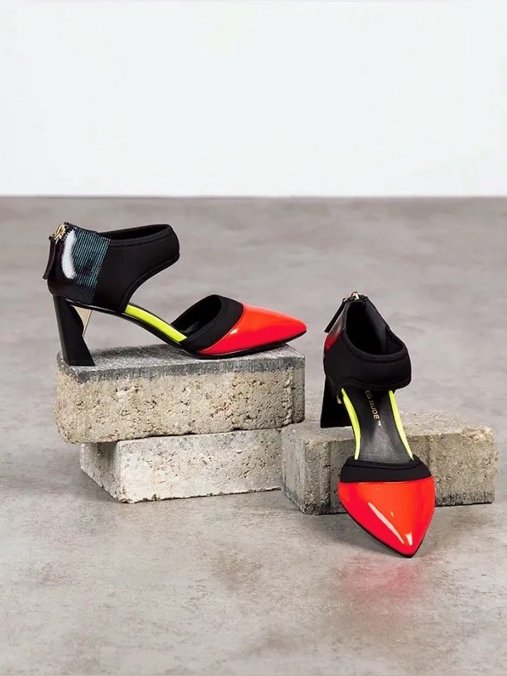 UNITED NUDE • Zink D'Orsy Mid heels colorblock red black neon green pointed toe